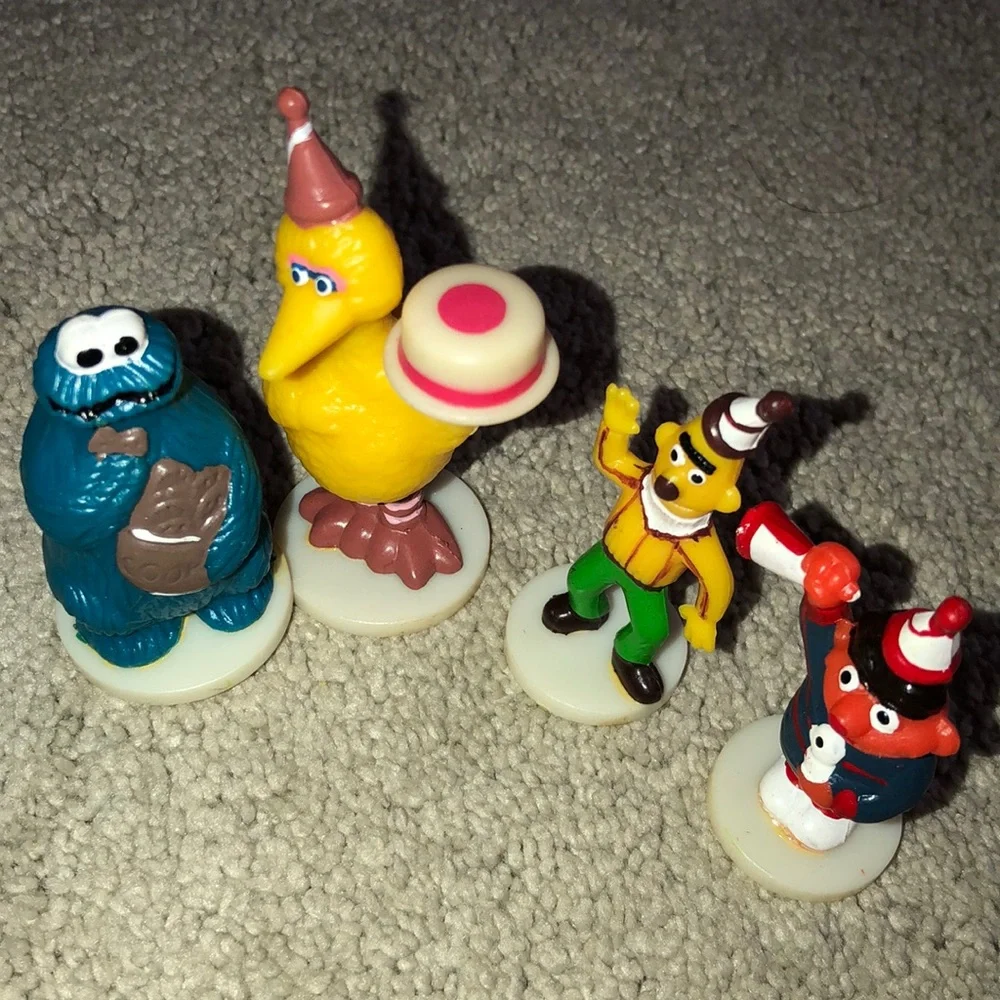 Vintage Wilton Muppets Sesame street cake toppers set‎
